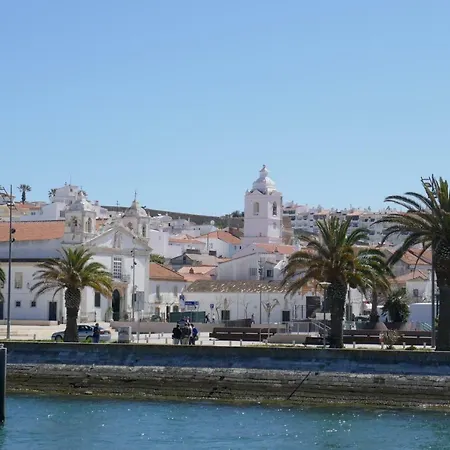 Casa R&b דירה לאגוּ‏ש